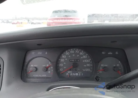 2003 Mercury Grand Marquis Gs from USA, damaged, VIN 2MEFM74W33X667946